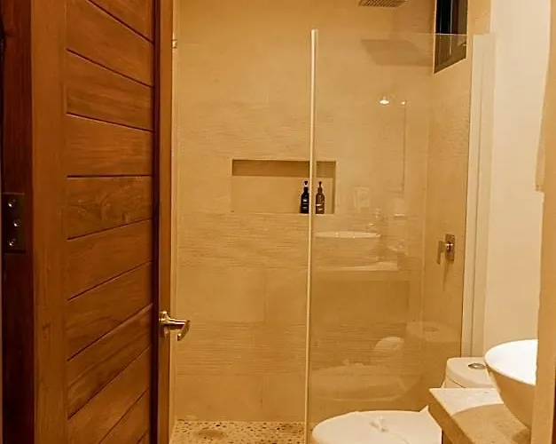 The Waves Hotel 4*